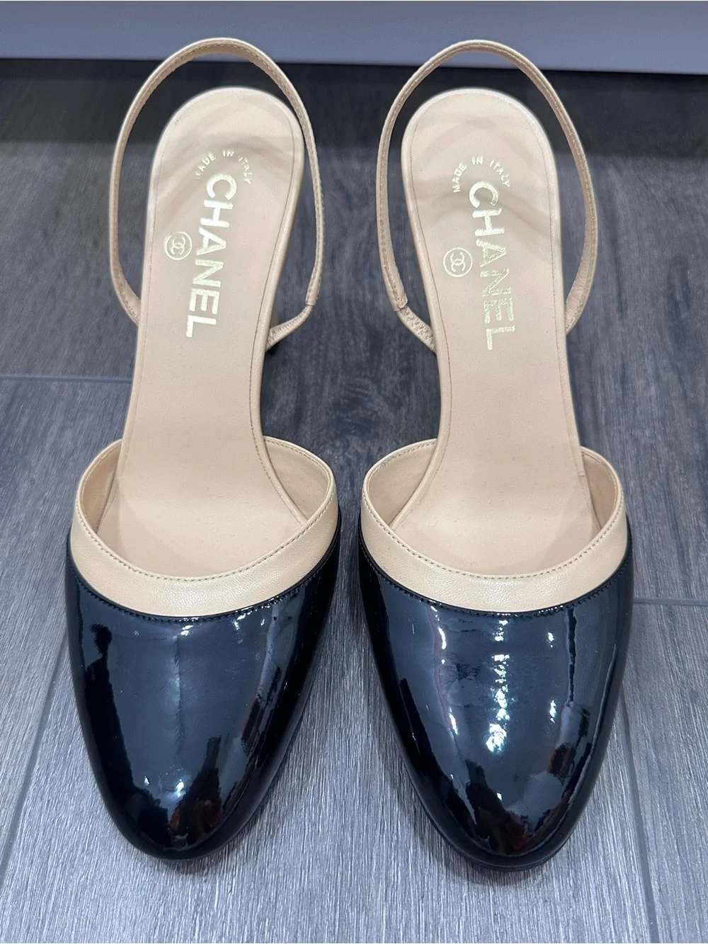 CHANEL classic slingback